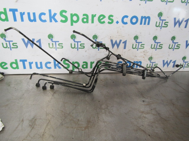 RENAULT PREMIUM 400 INJECTOR PIPES SET(6) - Moteur et pièces pour Camion: photos 1 RENAULT PREMIUM 400 INJECTOR PIPES SET(6) - Moteur et pièces pour Camion: photos 1