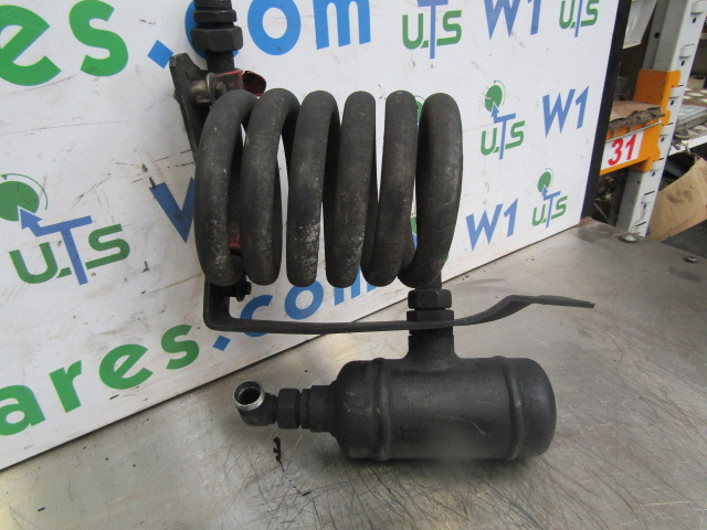 RENAULT PREMIUM COMPRESSOR PIPE & CHAMBER TYPE 5010300526 - Moteur et pièces pour Camion: photos 1 RENAULT PREMIUM COMPRESSOR PIPE & CHAMBER TYPE 5010300526 - Moteur et pièces pour Camion: photos 1