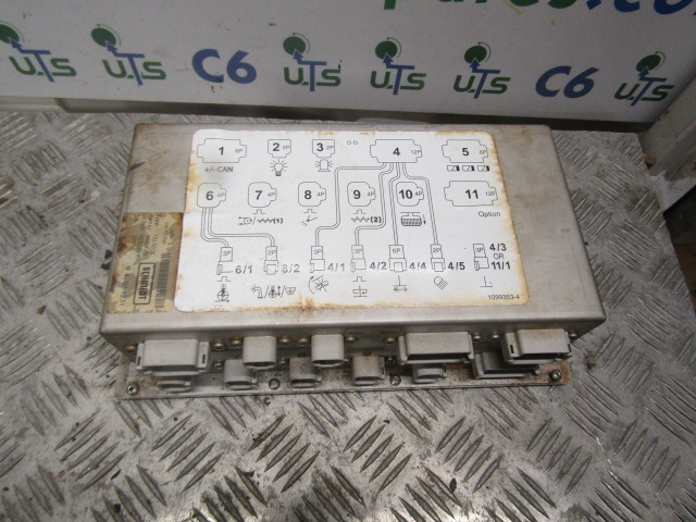 SCHMIDT STRATOS GRITTER ECU/CONTROL TYPE NU501K - Bloc de gestion pour Véhicule de voirie/ Spécial: photos 3 SCHMIDT STRATOS GRITTER ECU/CONTROL TYPE NU501K - Bloc de gestion pour Véhicule de voirie/ Spécial: photos 3