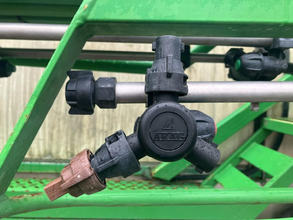 CHD D 3627 - Pulvérisateur: photos 5 CHD D 3627 - Pulvérisateur: photos 5