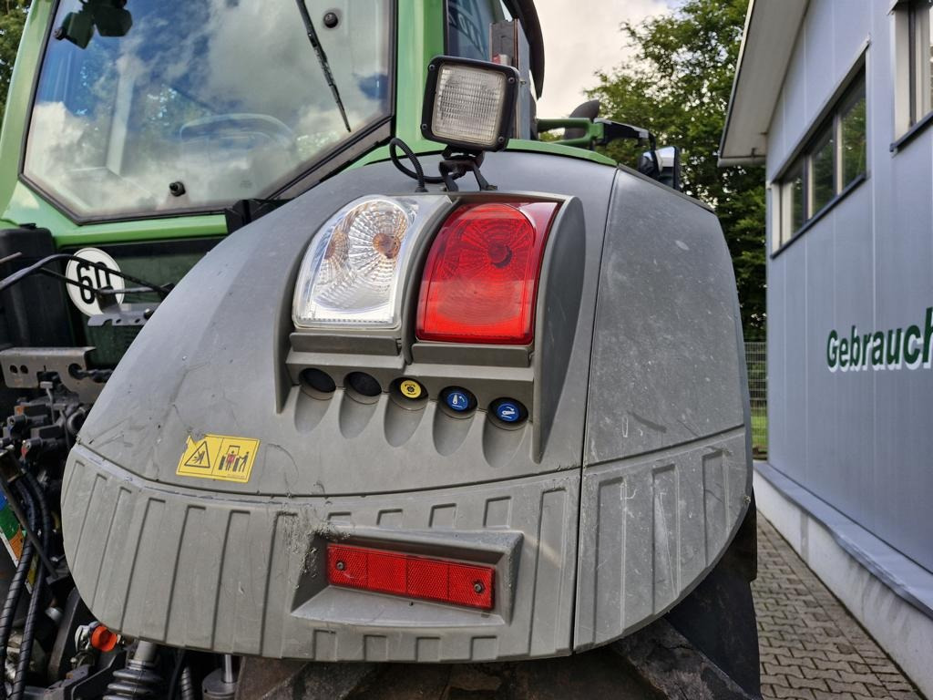Fendt 826 VARIO PROFI PLUS - Tracteur agricole: photos 2 Fendt 826 VARIO PROFI PLUS - Tracteur agricole: photos 2