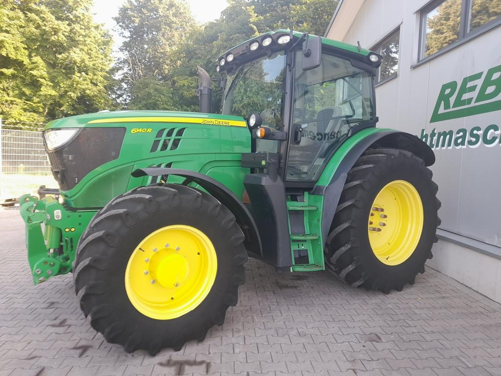 John Deere 6140R - Tracteur agricole: photos 1 John Deere 6140R - Tracteur agricole: photos 1