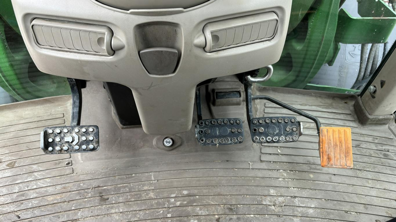 John Deere 6430 - Tracteur agricole: photos 2 John Deere 6430 - Tracteur agricole: photos 2