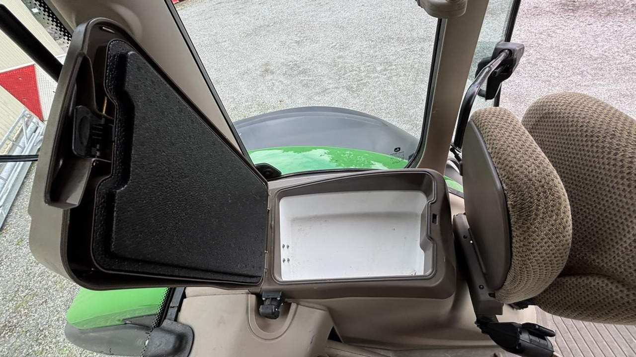 John Deere 6R195 - Tracteur agricole: photos 5 John Deere 6R195 - Tracteur agricole: photos 5