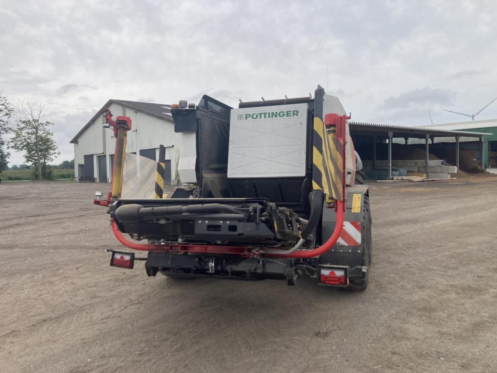 Pöttinger IMPRESS 3160 VC PRO - Matériel de fenaison: photos 4 Pöttinger IMPRESS 3160 VC PRO - Matériel de fenaison: photos 4