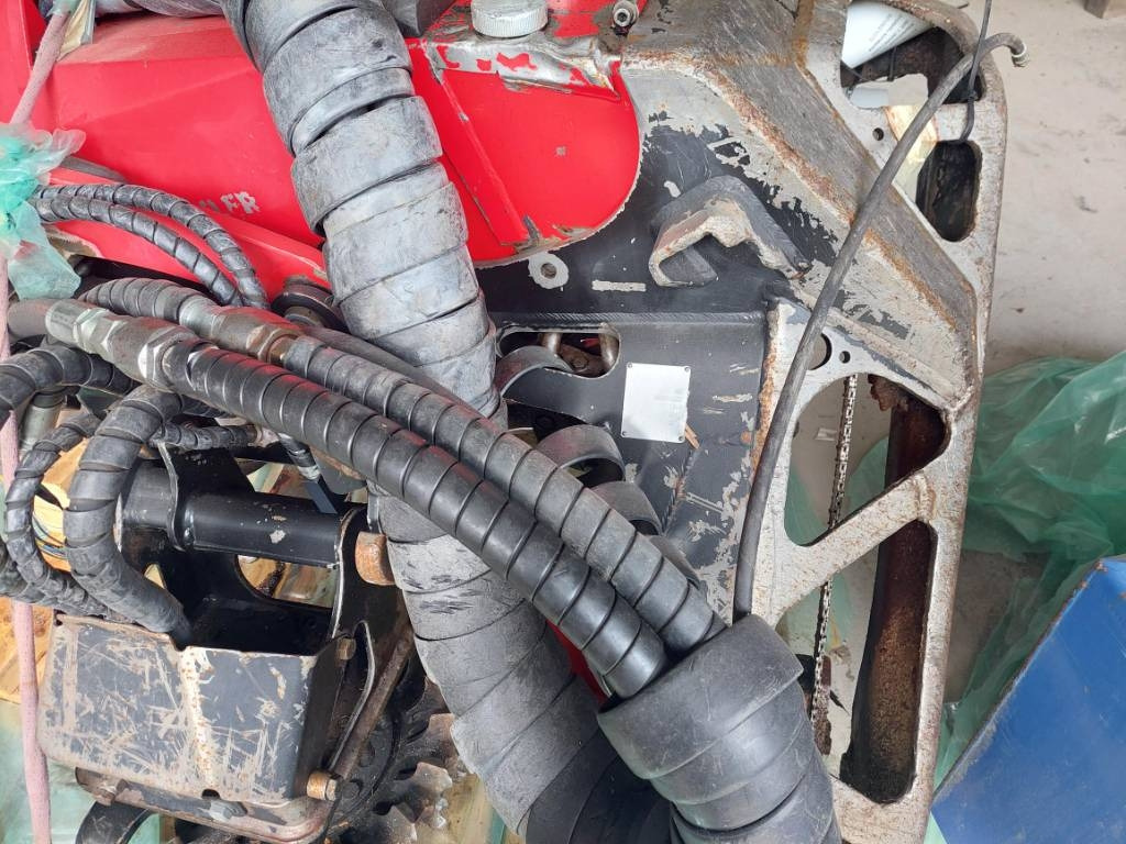 Tête d'abattage Komatsu 365.1: photos 18 Tête d'abattage Komatsu 365.1: photos 18