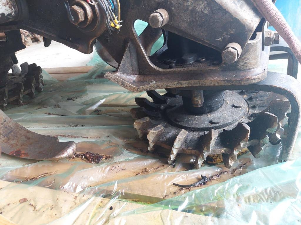 Tête d'abattage Komatsu 365.1: photos 9 Tête d'abattage Komatsu 365.1: photos 9