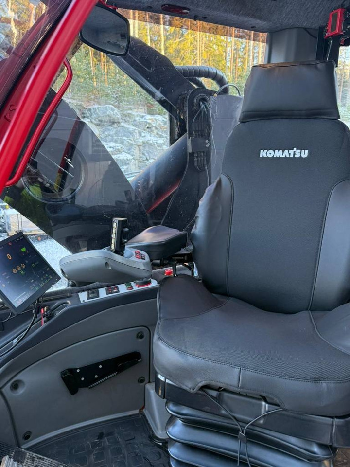 Abatteuse Komatsu 901: photos 33 Abatteuse Komatsu 901: photos 33