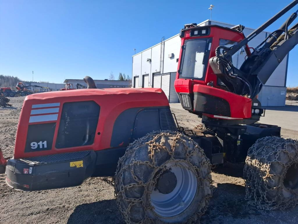 Komatsu 911 - Abatteuse: photos 3 Komatsu 911 - Abatteuse: photos 3