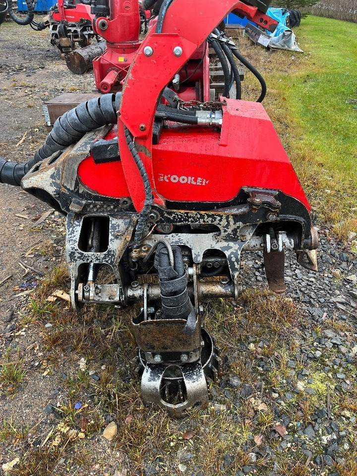 Komatsu 911 - Abatteuse: photos 3 Komatsu 911 - Abatteuse: photos 3