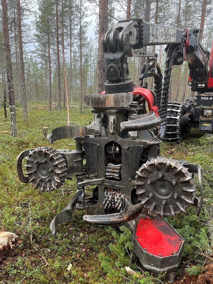 Komatsu 931 - Abatteuse: photos 1 Komatsu 931 - Abatteuse: photos 1