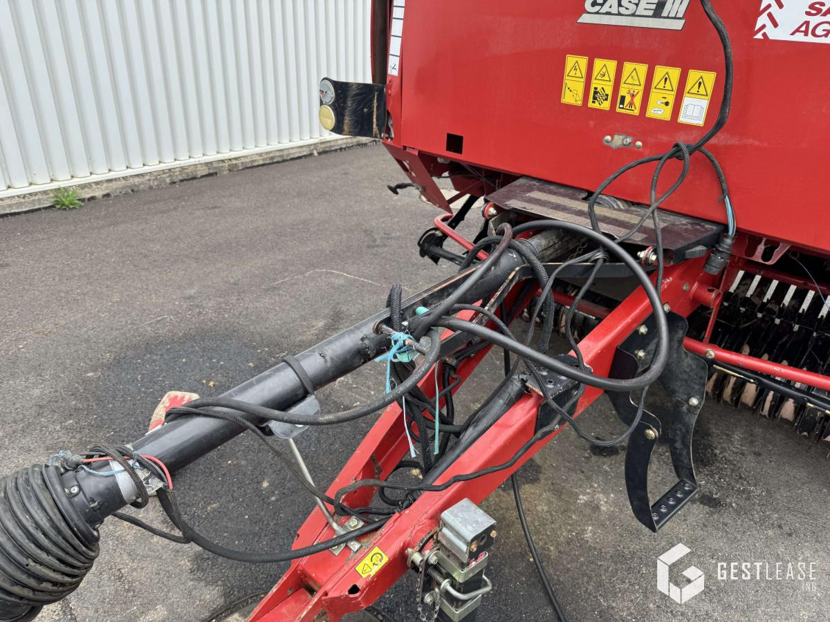 Presse à balles rondes Case IH RBX 452: photos 9 Presse à balles rondes Case IH RBX 452: photos 9