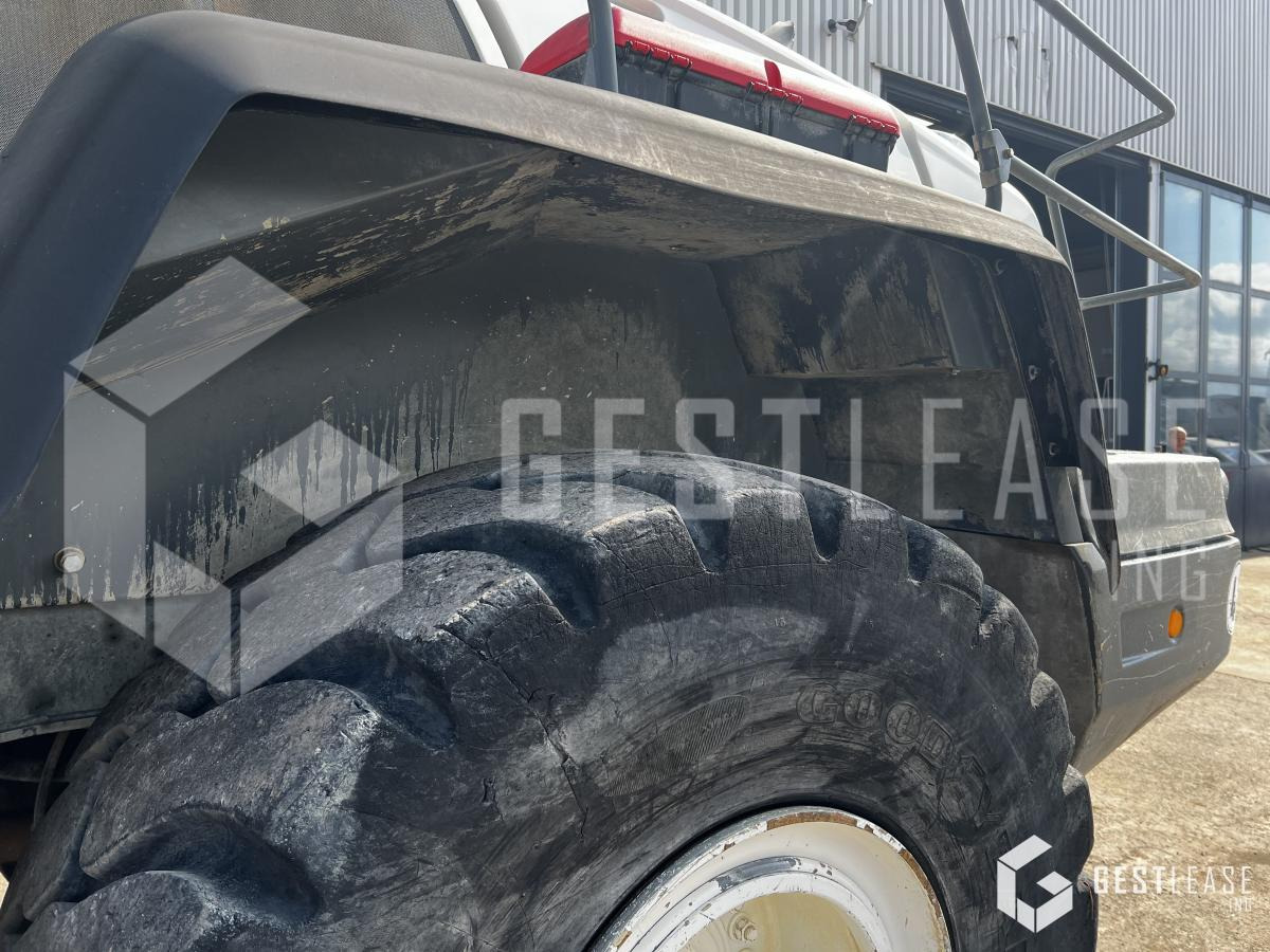 Liebherr L580 ENGIN NEW - Chargeuse sur pneus: photos 5 Liebherr L580 ENGIN NEW - Chargeuse sur pneus: photos 5