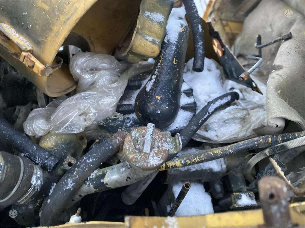 Bulldozer CAT D5H XL FOR SPARE PARTS: photos 15 Bulldozer CAT D5H XL FOR SPARE PARTS: photos 15