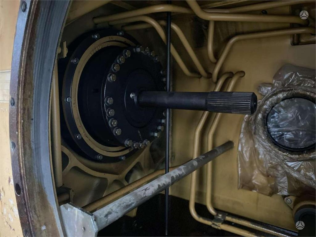 Bulldozer CAT D5H XL FOR SPARE PARTS: photos 18 Bulldozer CAT D5H XL FOR SPARE PARTS: photos 18