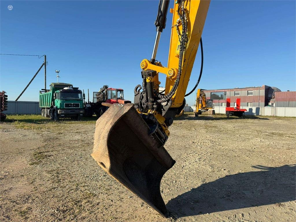 Pelle sur pneus JCB JS 175 W T4i ENGCON + GRAPPLE: photos 8 Pelle sur pneus JCB JS 175 W T4i ENGCON + GRAPPLE: photos 8