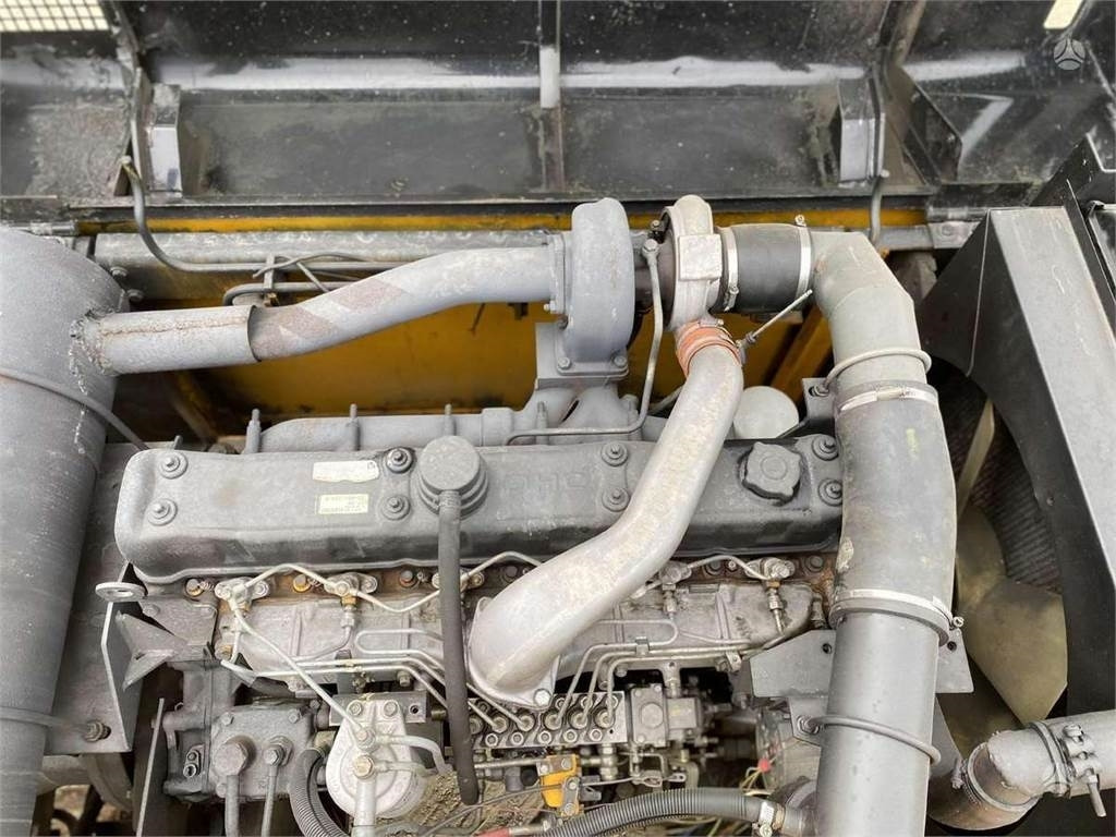 JCB JS 330 LC , ISUZU MANUAL PUMP  en leasing occasion JCB JS 330 LC , ISUZU MANUAL PUMP: photos 19