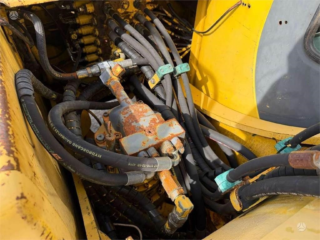 Komatsu PC 180 LC-6K  en leasing occasion Komatsu PC 180 LC-6K: photos 12