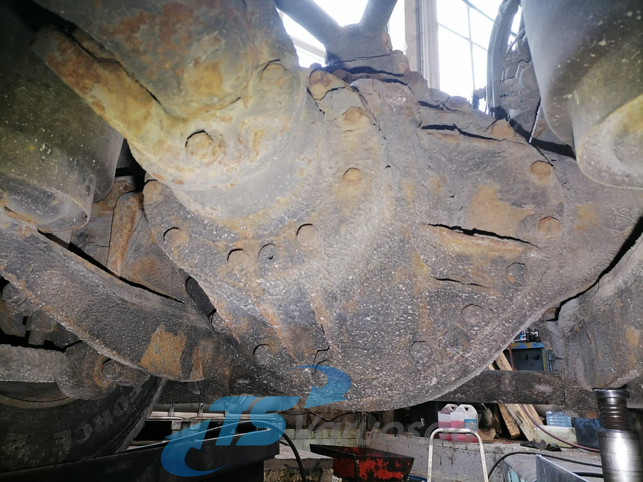 DAF Axel gear 1628120 - Moteur de translation pour Camion: photos 1 DAF Axel gear 1628120 - Moteur de translation pour Camion: photos 1