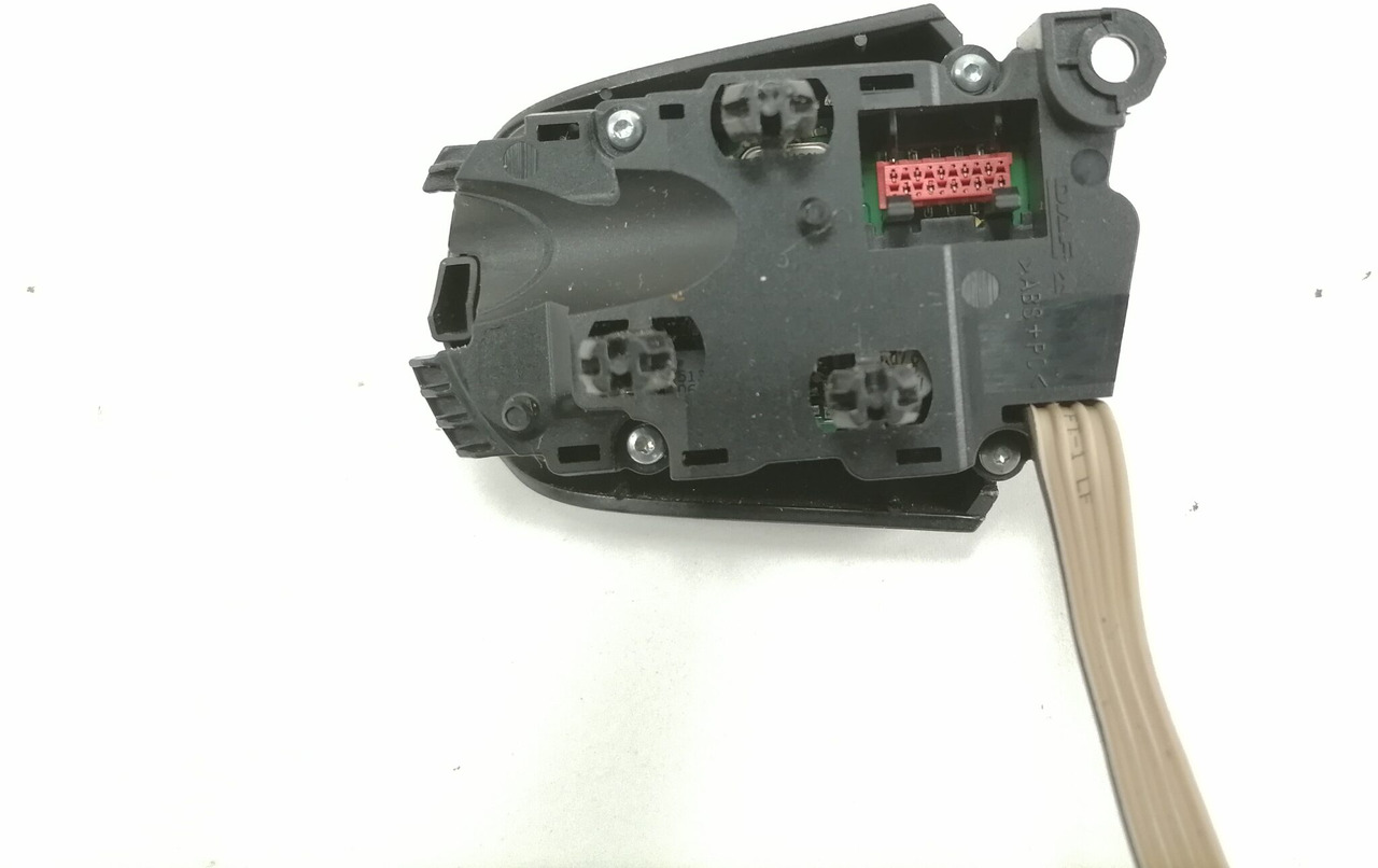 DAF DAF roolinupp 1781448 - Commande de gouvernail pour Camion: photos 2 DAF DAF roolinupp 1781448 - Commande de gouvernail pour Camion: photos 2