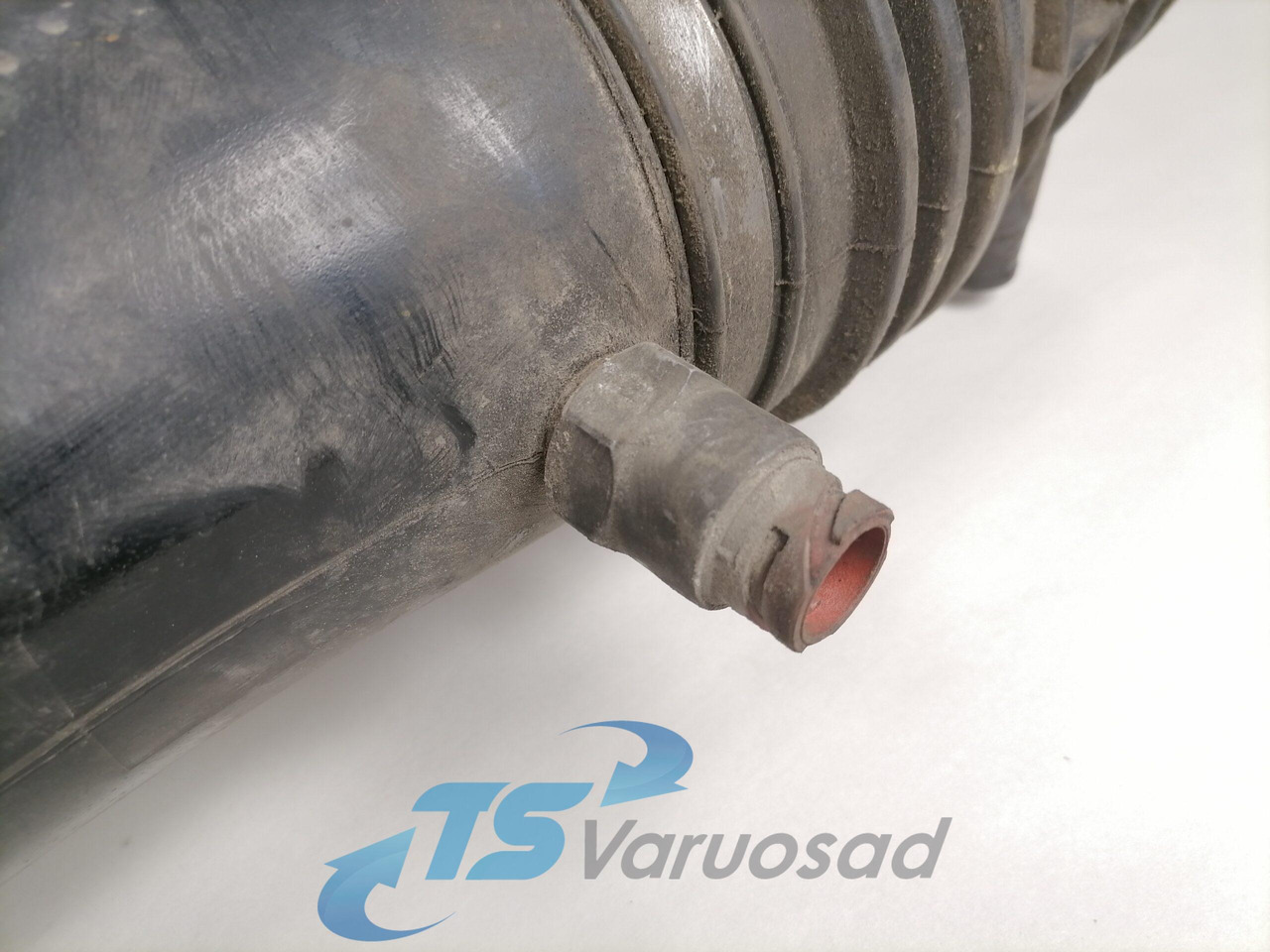 MAN Air intake 81082010404 - Système d'admission d'air pour Camion: photos 2 MAN Air intake 81082010404 - Système d'admission d'air pour Camion: photos 2