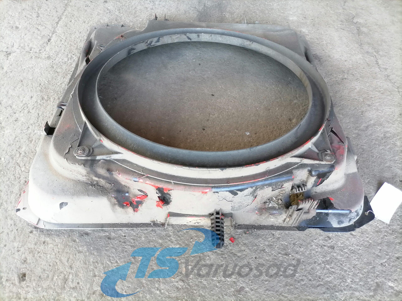 MAN Fan shroud 81066200145 - Radiateur pour Camion: photos 3 MAN Fan shroud 81066200145 - Radiateur pour Camion: photos 3