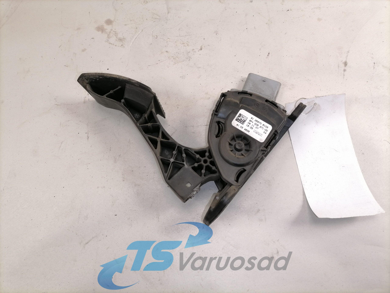 MAN Gaasipedaal reostaadiga 81259706103 - Système de carburant pour Camion: photos 2 MAN Gaasipedaal reostaadiga 81259706103 - Système de carburant pour Camion: photos 2