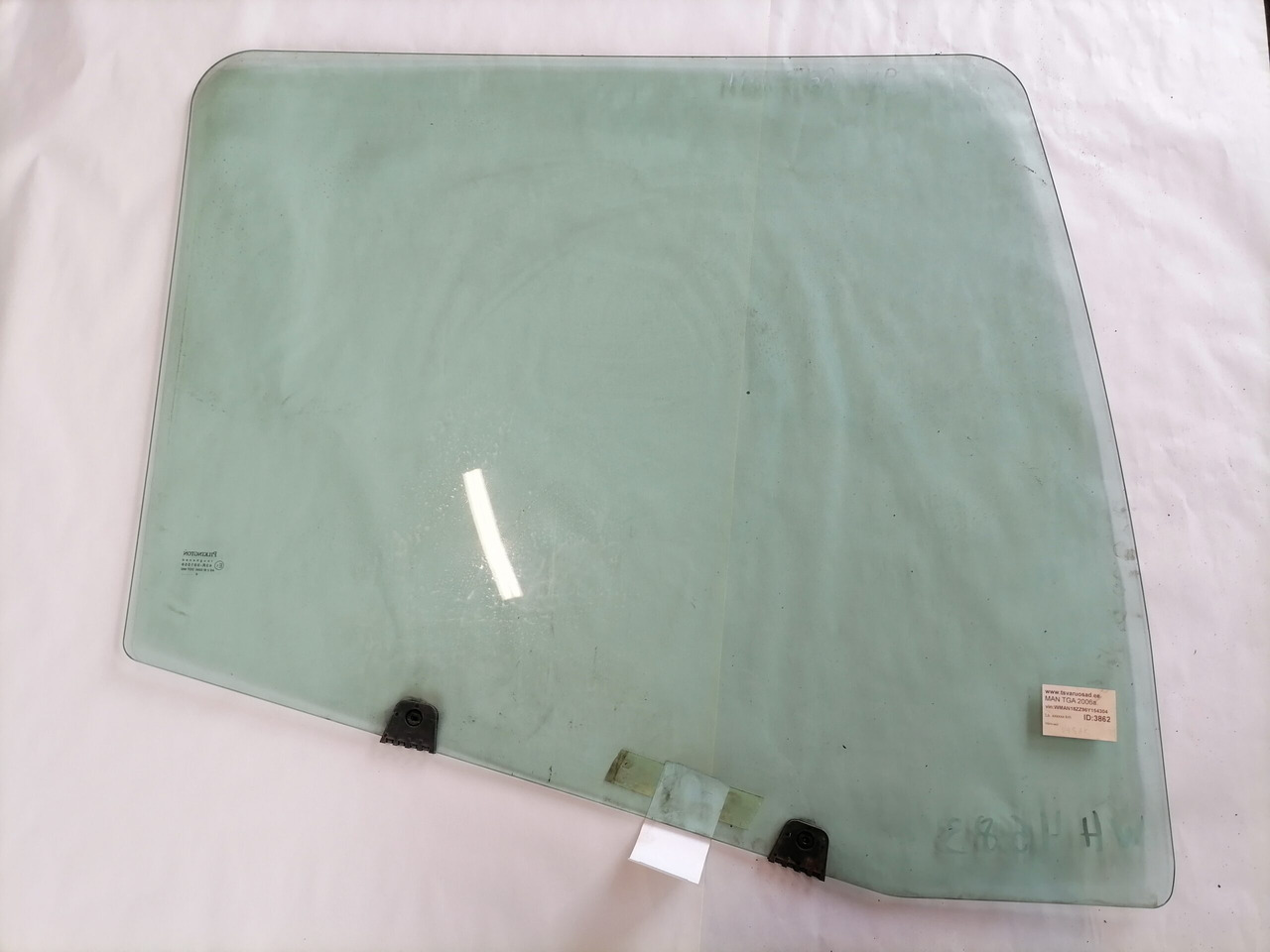 MAN Küljeklaas, vasak 81626450039 - Fenêtre et pièces pour Camion: photos 3 MAN Küljeklaas, vasak 81626450039 - Fenêtre et pièces pour Camion: photos 3