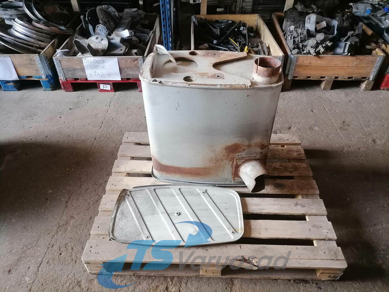 MAN Muffler 81151010346 - Silencieux pour Camion: photos 1 MAN Muffler 81151010346 - Silencieux pour Camion: photos 1