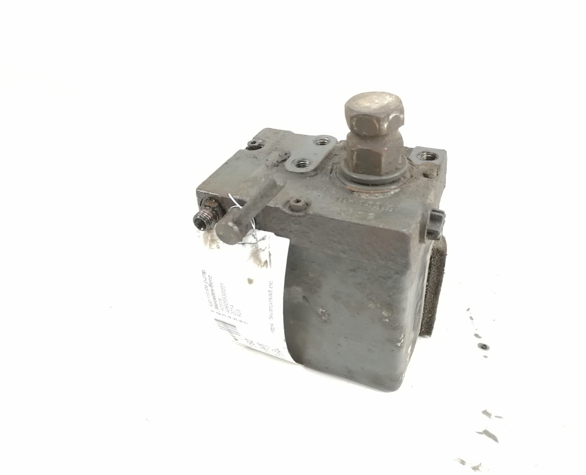 Mercedes-Benz Cab tilting pump A9605530001 - Suspension de cabine pour Camion: photos 1 Mercedes-Benz Cab tilting pump A9605530001 - Suspension de cabine pour Camion: photos 1