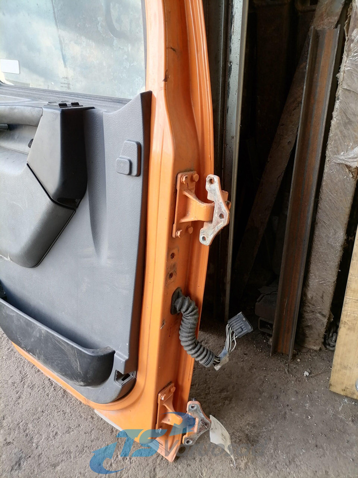 Renault Uks, vasak 5600464823 - Portière et pièces pour Camion: photos 2 Renault Uks, vasak 5600464823 - Portière et pièces pour Camion: photos 2