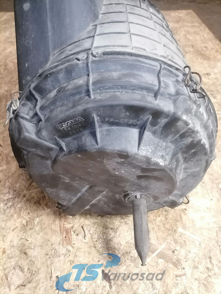 Scania Air filter housing 1801772 - Système d'admission d'air pour Camion: photos 4 Scania Air filter housing 1801772 - Système d'admission d'air pour Camion: photos 4