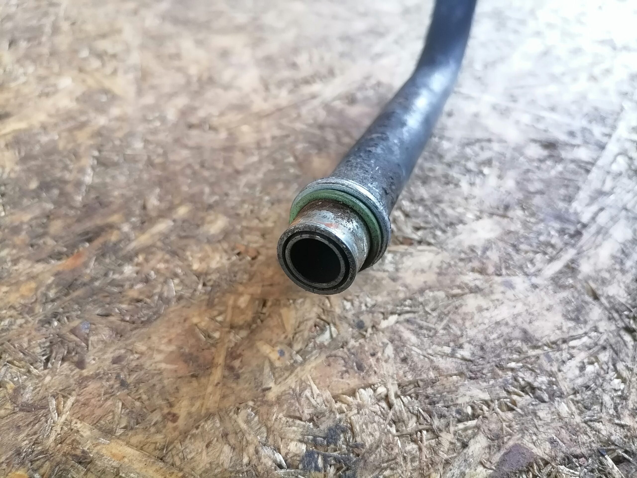 Scania Compressor air pipe 1863947 - Compresseur pour Camion: photos 2 Scania Compressor air pipe 1863947 - Compresseur pour Camion: photos 2