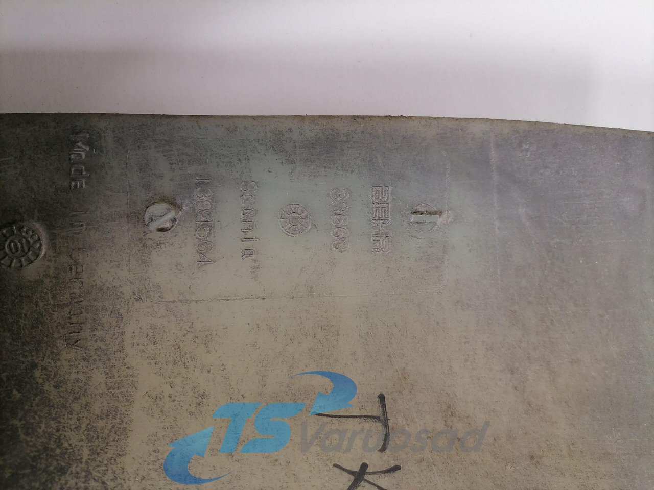 Scania Cooling fan 1392261 - Ventilateur pour Camion: photos 4 Scania Cooling fan 1392261 - Ventilateur pour Camion: photos 4