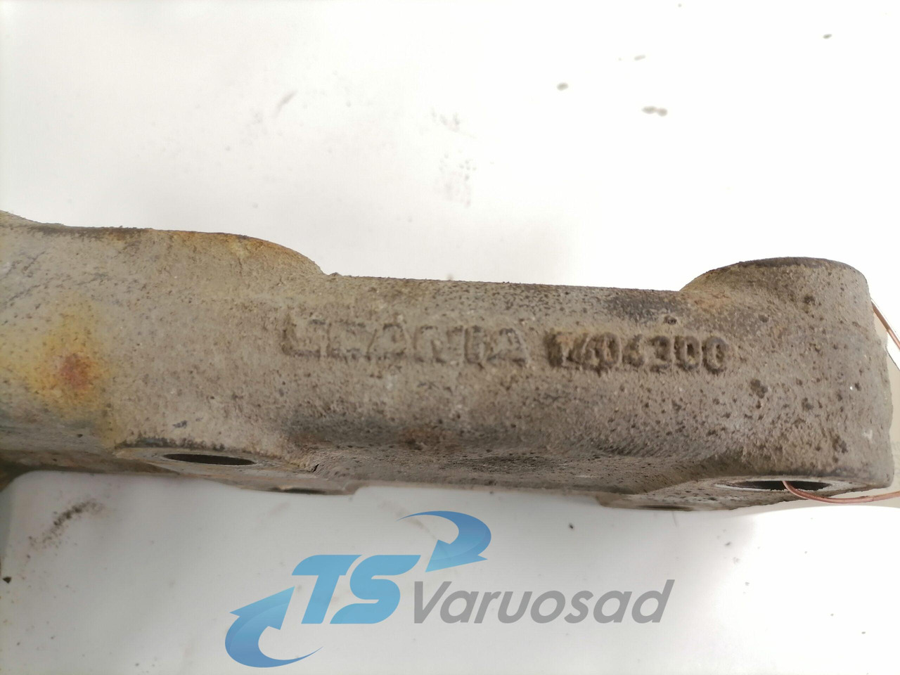 Scania Gearbox bracket 1404300 - Boîte de vitesse et pièces pour Camion: photos 2 Scania Gearbox bracket 1404300 - Boîte de vitesse et pièces pour Camion: photos 2
