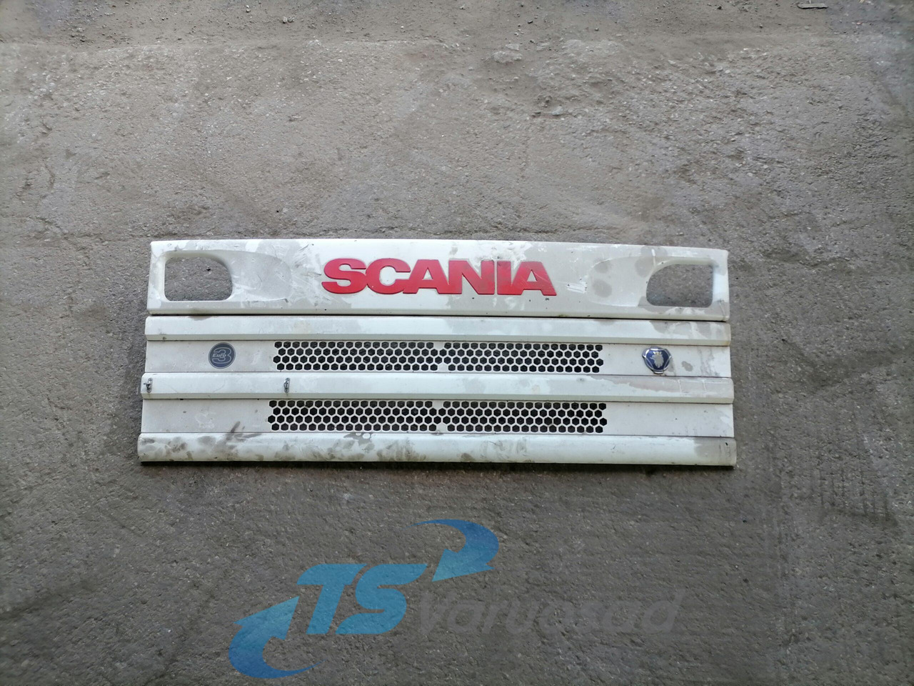 Scania Grille panel 1597571 - Calandre pour Camion: photos 1 Scania Grille panel 1597571 - Calandre pour Camion: photos 1