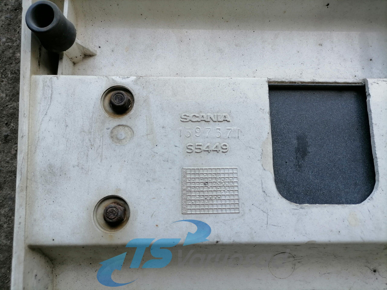 Scania Grille panel 1597571 - Calandre pour Camion: photos 3 Scania Grille panel 1597571 - Calandre pour Camion: photos 3