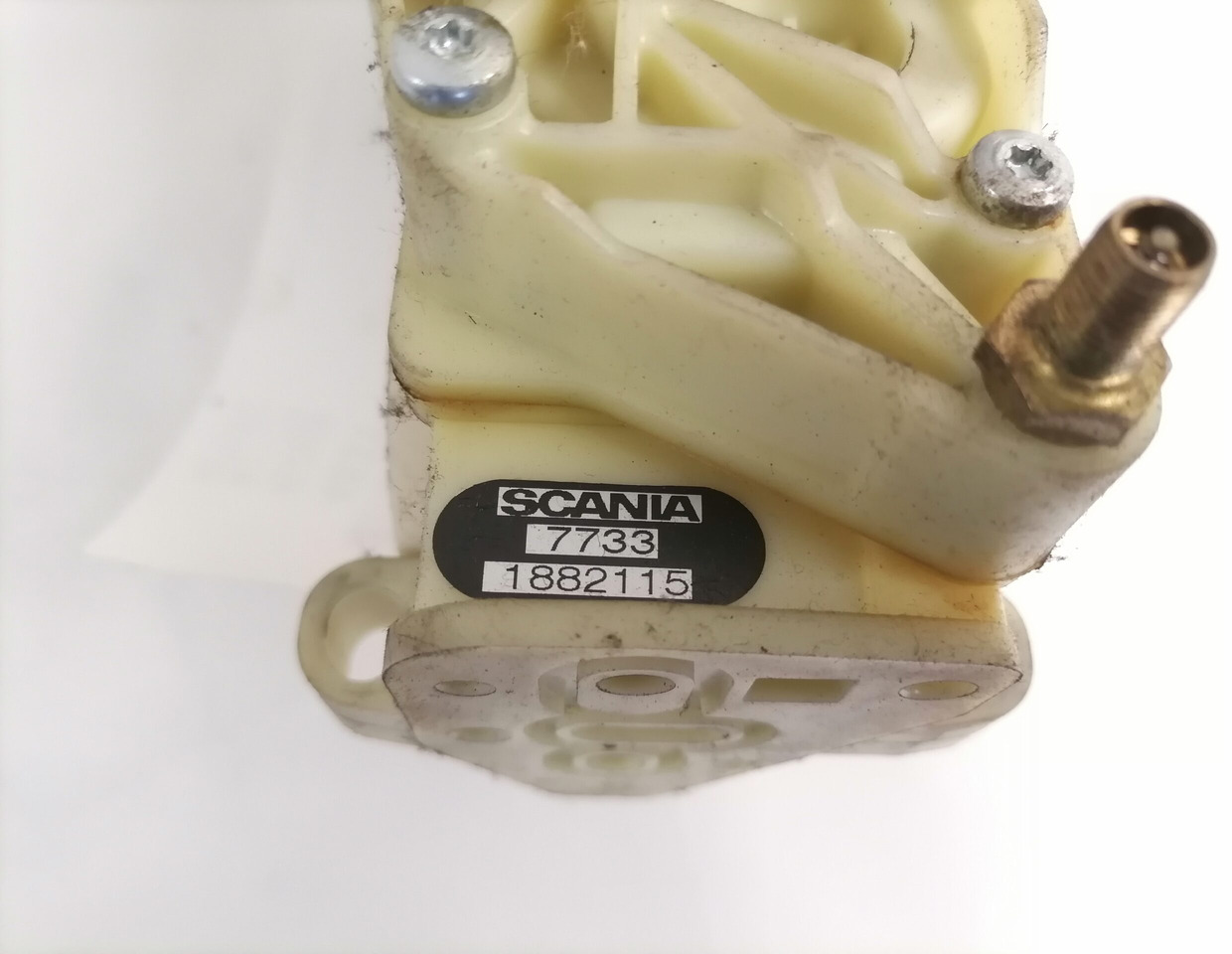 Scania Handbrake control lever 1882115 - Pièce universelle pour Camion: photos 3 Scania Handbrake control lever 1882115 - Pièce universelle pour Camion: photos 3