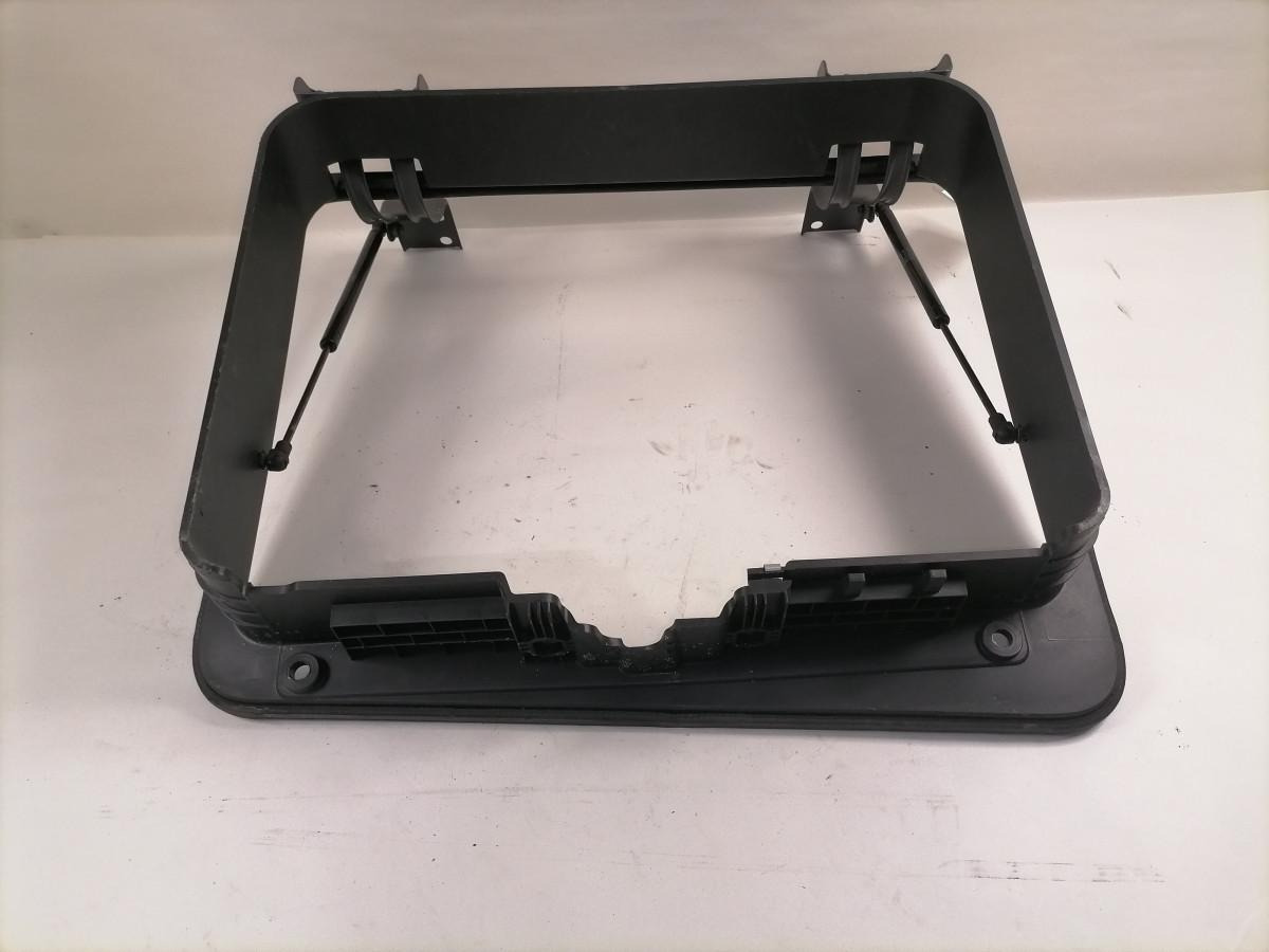 Scania Küljeluugi plastraam 2515269 - Pièce universelle pour Camion: photos 4 Scania Küljeluugi plastraam 2515269 - Pièce universelle pour Camion: photos 4