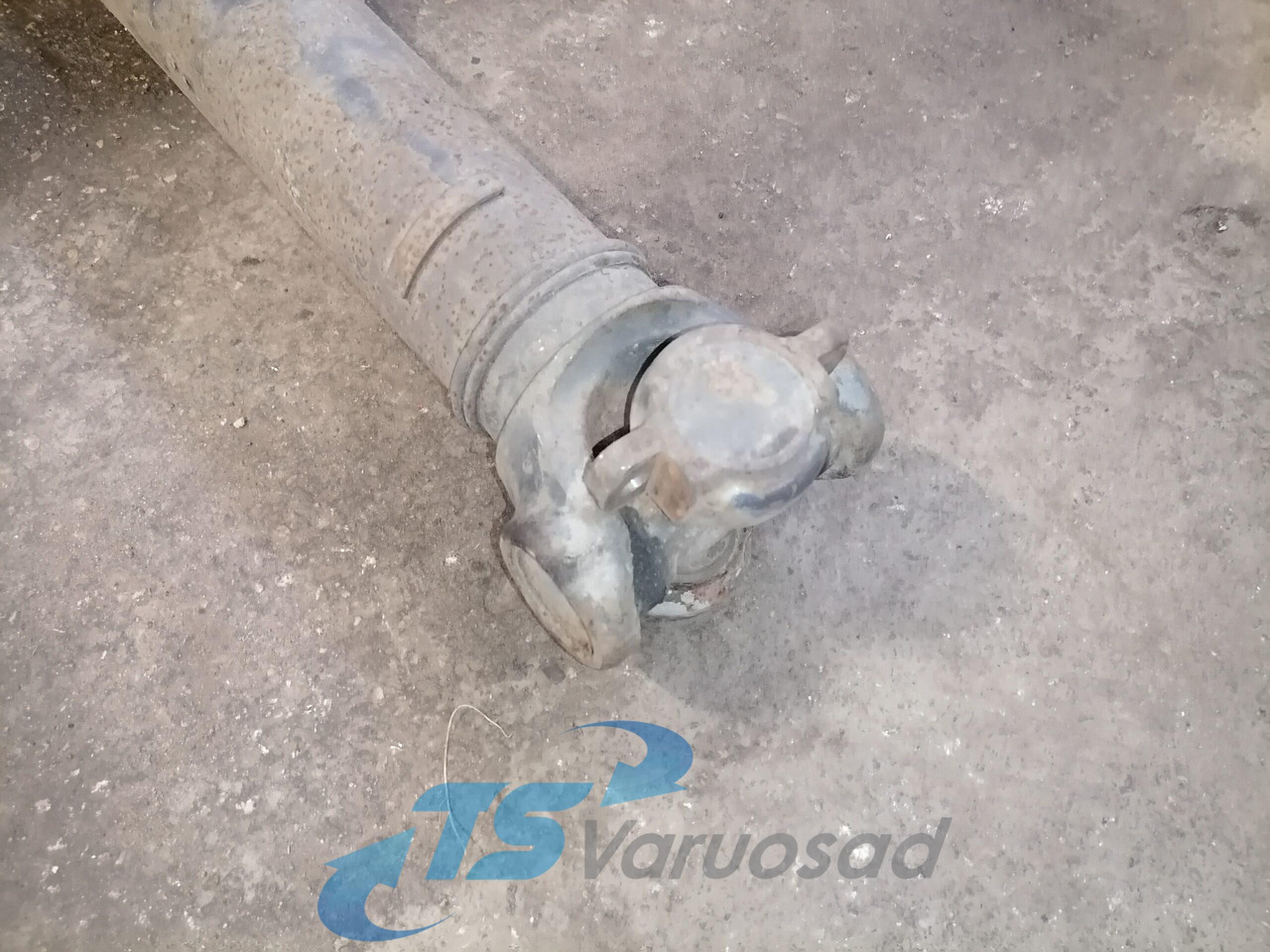 Scania Propeller shaft 1759163 - Arbre à cardan pour Camion: photos 2 Scania Propeller shaft 1759163 - Arbre à cardan pour Camion: photos 2