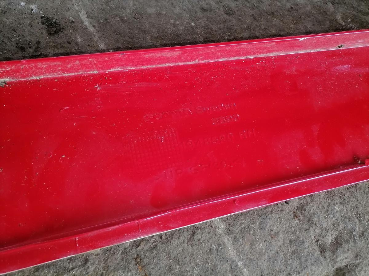 Scania Scania cab wind deflector, right side 1348520 - Aérodynamique/ Spoilers pour Camion: photos 3 Scania Scania cab wind deflector, right side 1348520 - Aérodynamique/ Spoilers pour Camion: photos 3