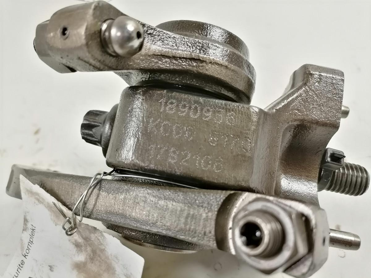 Scania Set of rockers with shaft 1890936 - Pièce universelle pour Camion: photos 4 Scania Set of rockers with shaft 1890936 - Pièce universelle pour Camion: photos 4