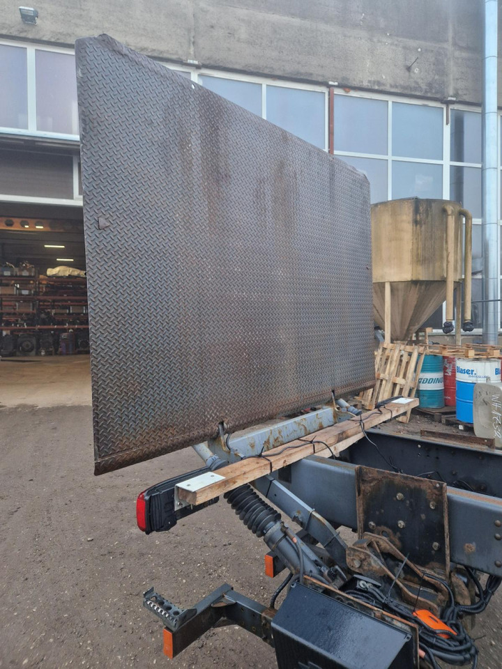 Scania Tagaluuktõstuk, DHOLLANDIA DH-LM35 - Pièce universelle pour Camion: photos 5 Scania Tagaluuktõstuk, DHOLLANDIA DH-LM35 - Pièce universelle pour Camion: photos 5