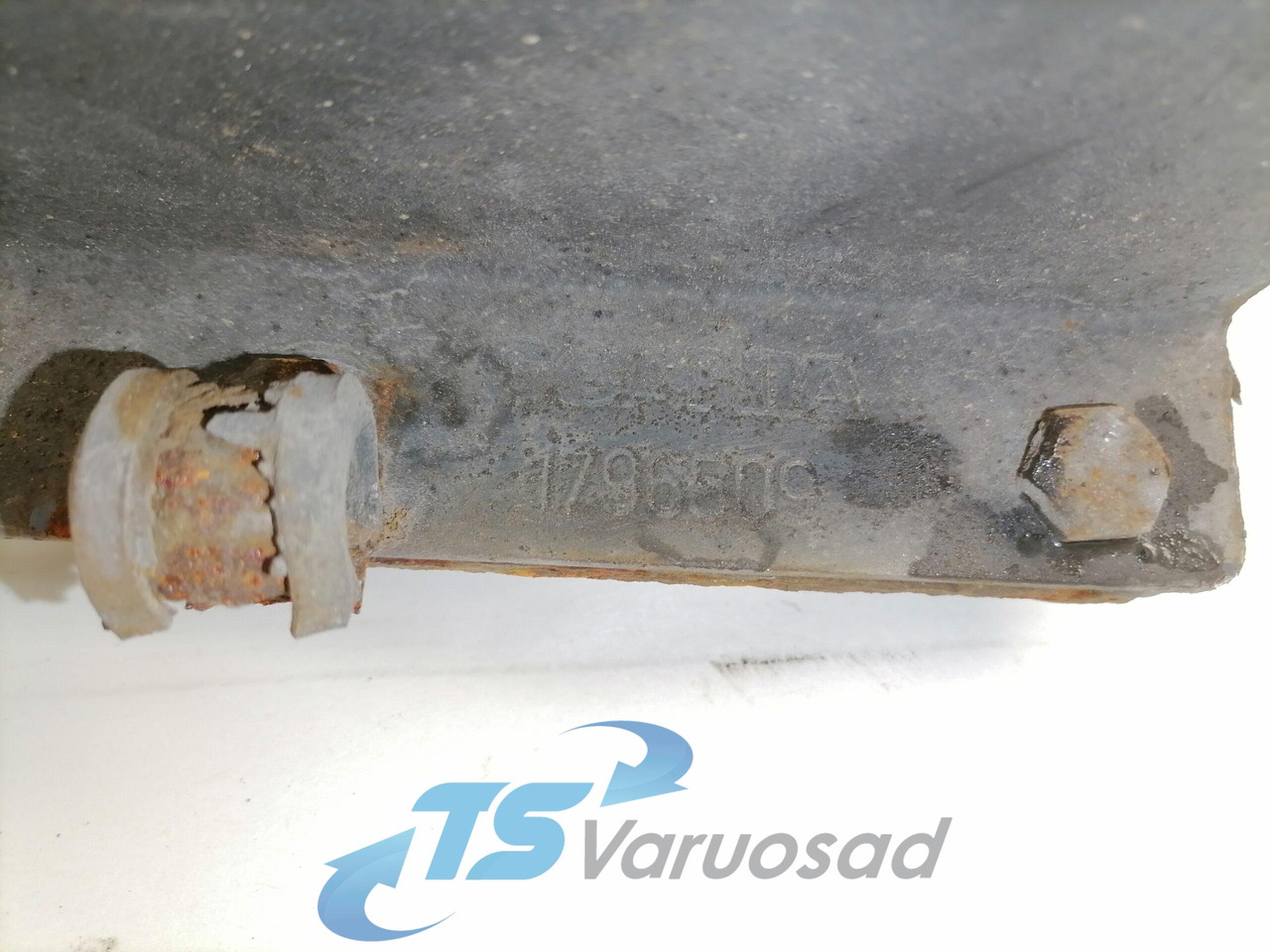 Scania Tõkiskinga kandur 1904757 - Pièce universelle pour Camion: photos 4 Scania Tõkiskinga kandur 1904757 - Pièce universelle pour Camion: photos 4