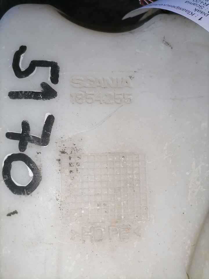 Scania Windscreen washer fluid tank 1854255 - Essuie-glace pour Camion: photos 4 Scania Windscreen washer fluid tank 1854255 - Essuie-glace pour Camion: photos 4