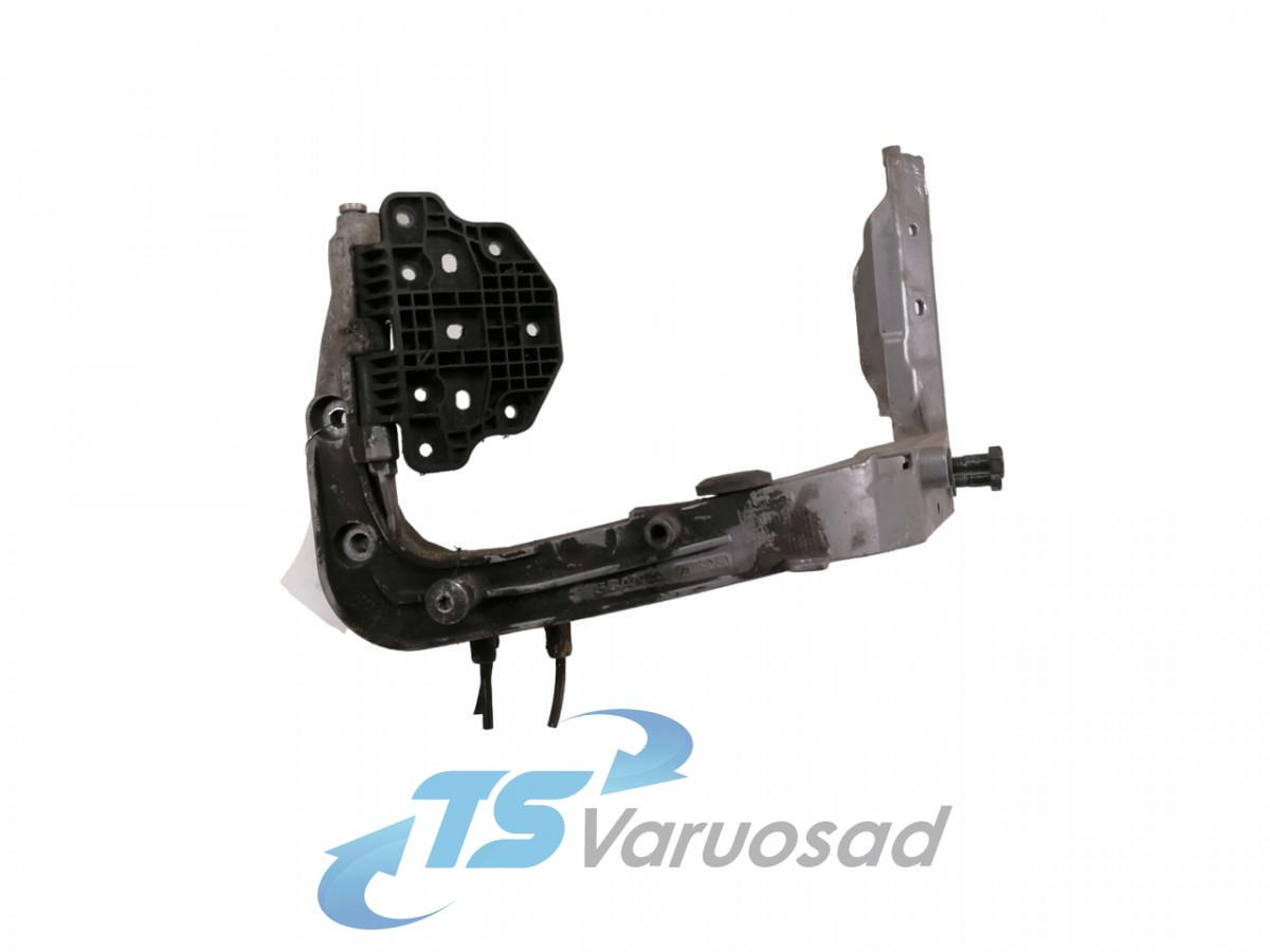 Scania light bracket 2479060 - Lumière/ Éclairage pour Camion: photos 1 Scania light bracket 2479060 - Lumière/ Éclairage pour Camion: photos 1