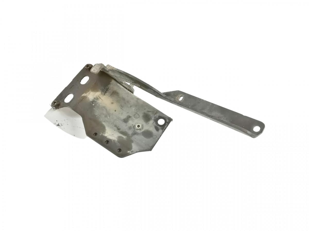 Scania lower grille carrier hinge 1785549 - Calandre pour Camion: photos 1 Scania lower grille carrier hinge 1785549 - Calandre pour Camion: photos 1