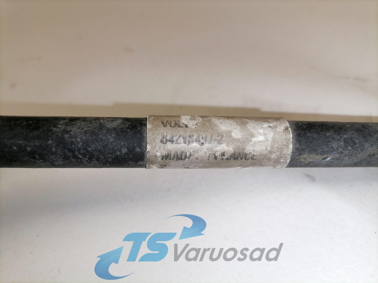 Volvo A/C pipe 84218497 - Chauffage/ Ventilation pour Camion: photos 4 Volvo A/C pipe 84218497 - Chauffage/ Ventilation pour Camion: photos 4
