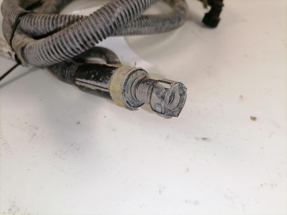 Volvo ADBlue kaabel 20927930 - Système de carburant pour Camion: photos 2 Volvo ADBlue kaabel 20927930 - Système de carburant pour Camion: photos 2