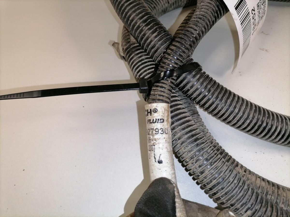 Volvo ADBlue kaabel 20927930 - Système de carburant pour Camion: photos 4 Volvo ADBlue kaabel 20927930 - Système de carburant pour Camion: photos 4